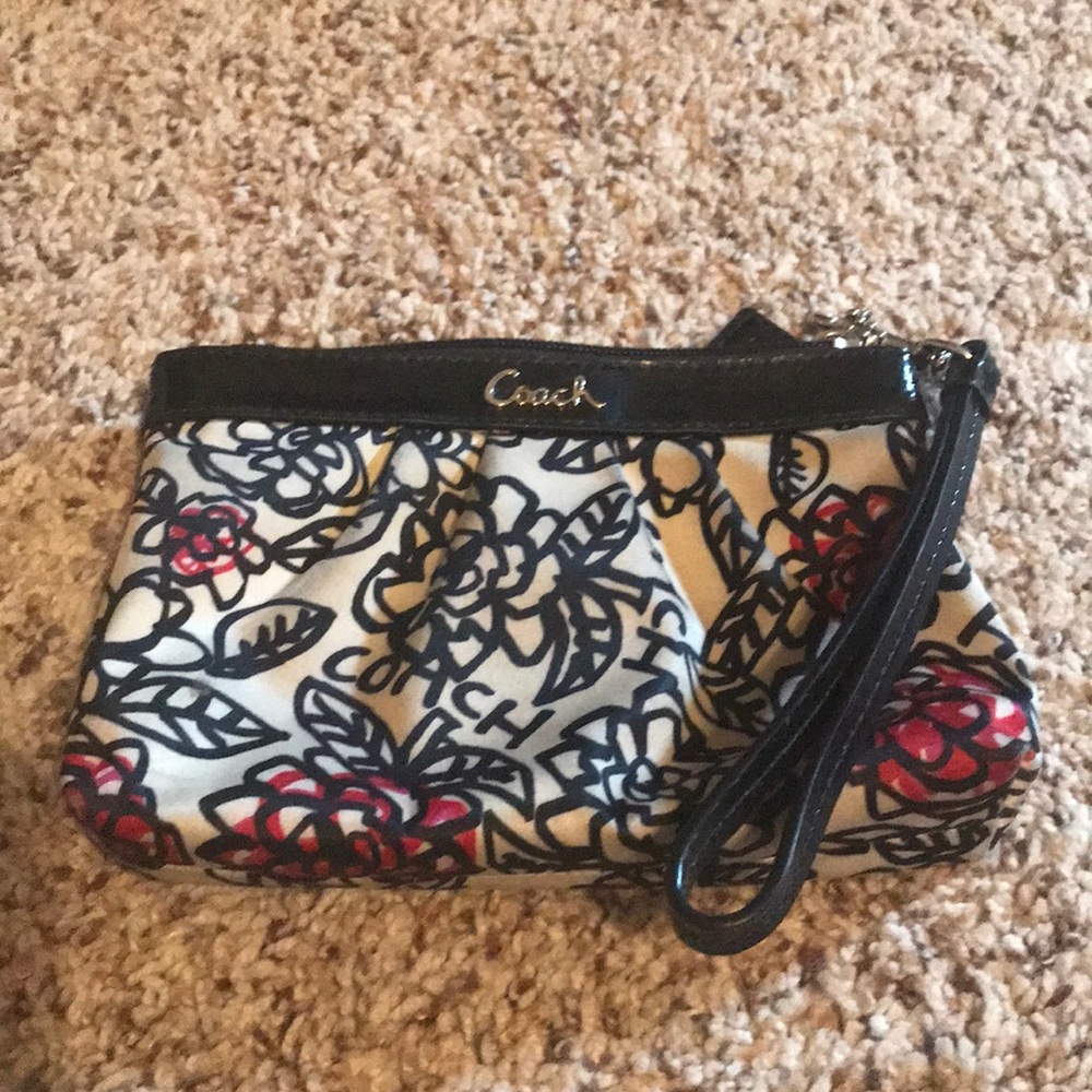 Small Coach accessory bag